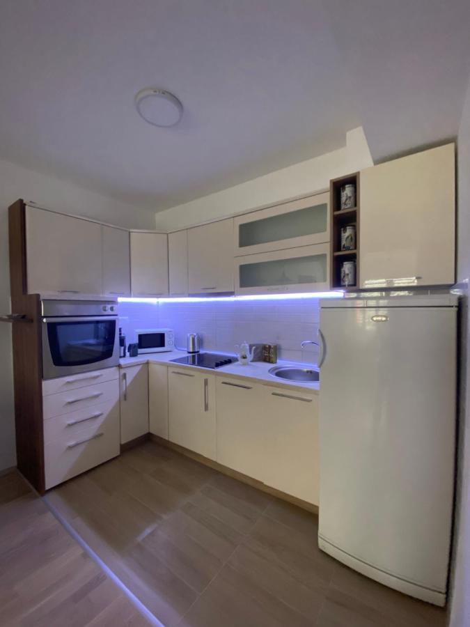 סקופיה Simonovski'S Apartments מראה חיצוני תמונה